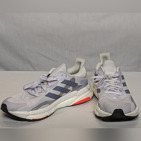 NEW adidas Women's Solar Boost 3 Running Shoe Sz 7 white/silver - Picture 2 of 4